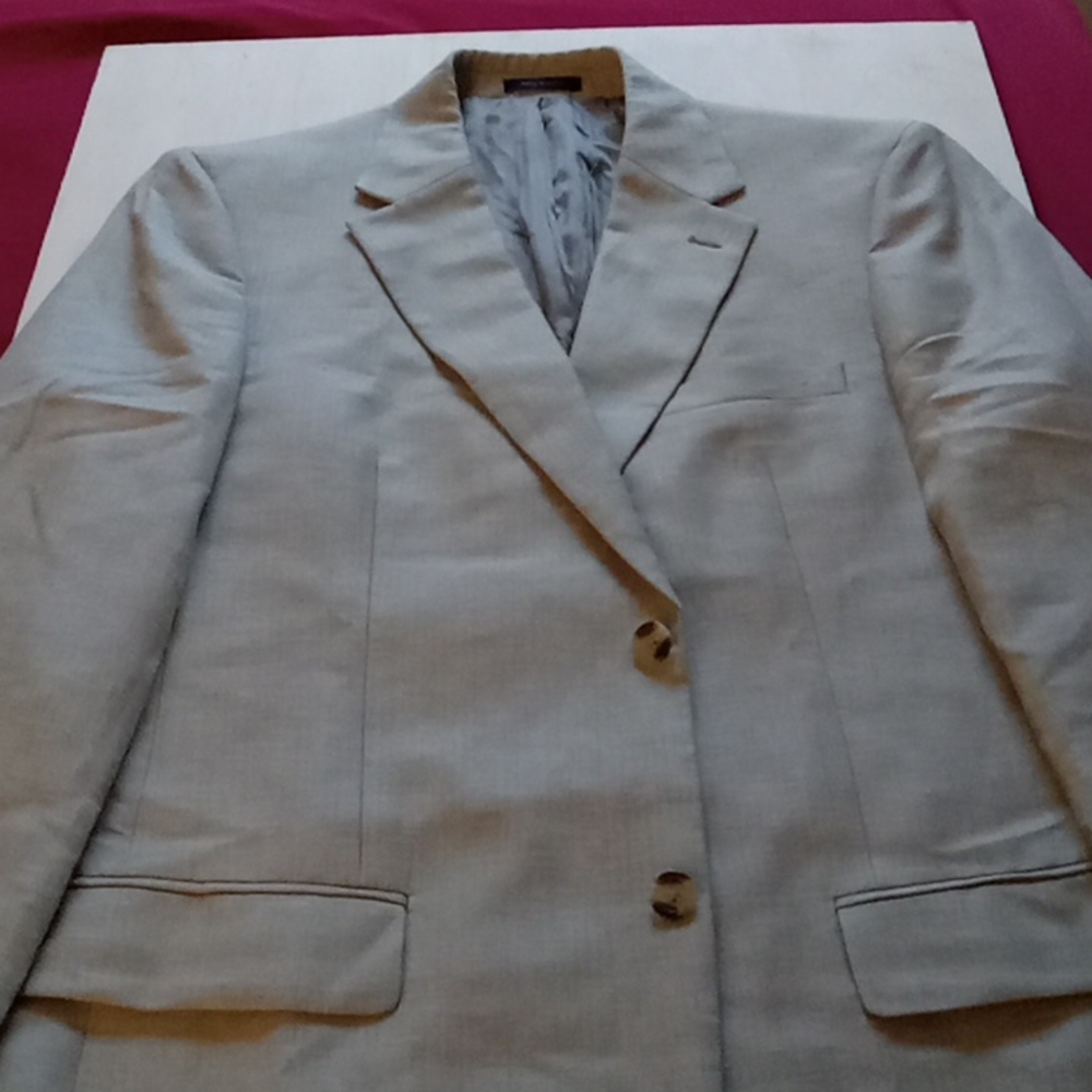 Club Room jacket exclusively for Macy's..42 long, linen blend.